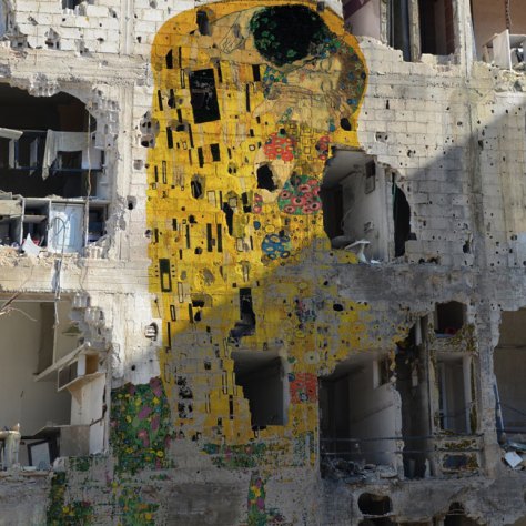 Tammam Azzam's version of Klimt's The Kiss 650